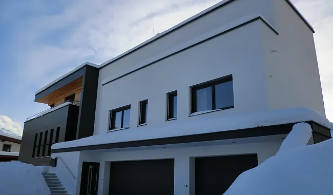 ostansichtgarageneinfahrtdittrich.jpg