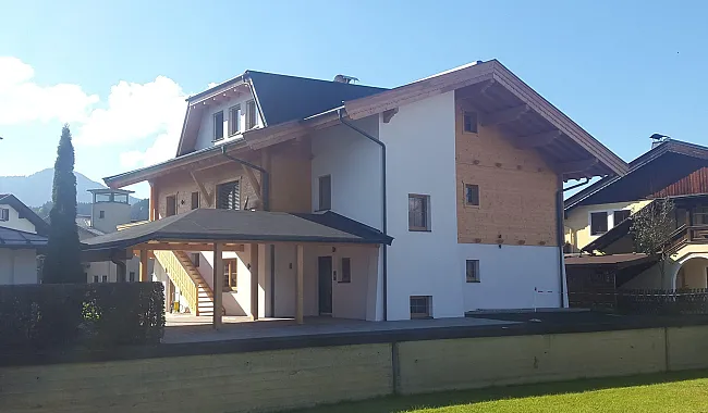 ostansichtstrobl.jpg